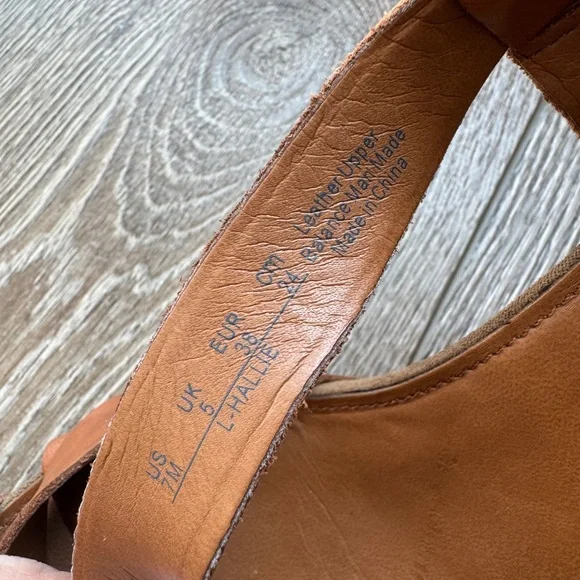 Franco Sorto Women’s Hallie brown leather sandal, size 7M - Picture 5 of 7